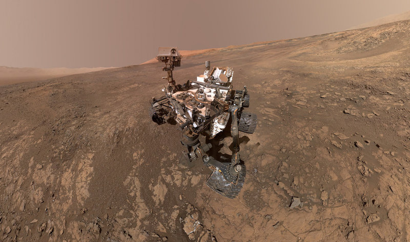 Curiosity Rover on Vera Rubin Ridge