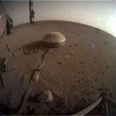The InSight lander's dome-covered seismometer